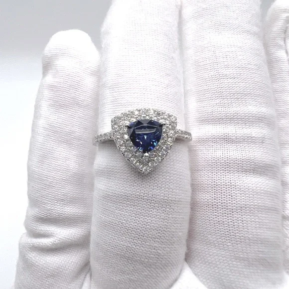 Sale $20 Firm! Sterling Silver Trillion Shape Tanzanite Cz and Clear Cz Ring - Picture 11 of 16